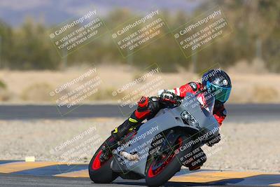 media/Jan-14-2024-SoCal Trackdays (Sun) [[2e55ec21a6]]/Turn 6 (125pm)/